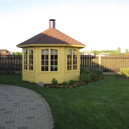 Διαμέρισμα Cat Garden Riga Airport *